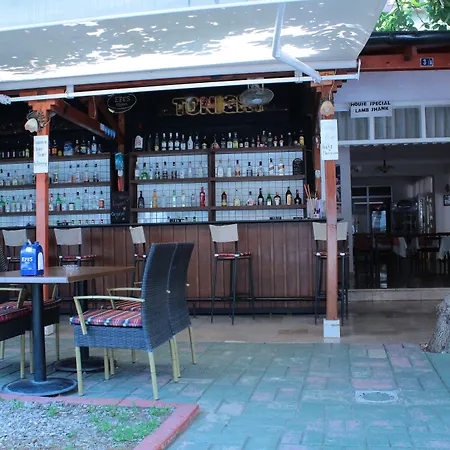 Mola 3* 阿拉尼亚