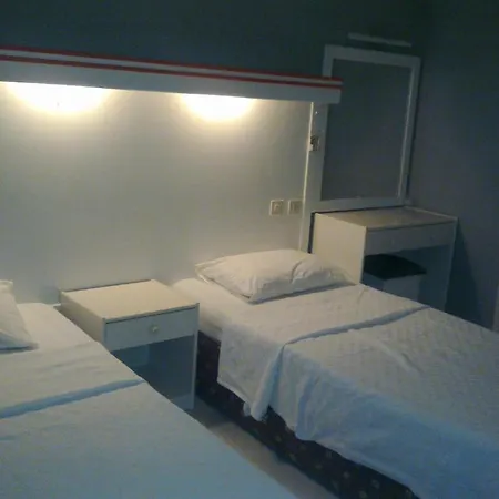 酒店 Mola 阿拉尼亚