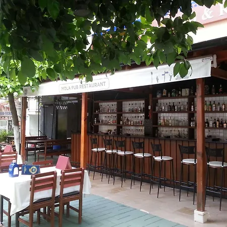 Hotel Mola