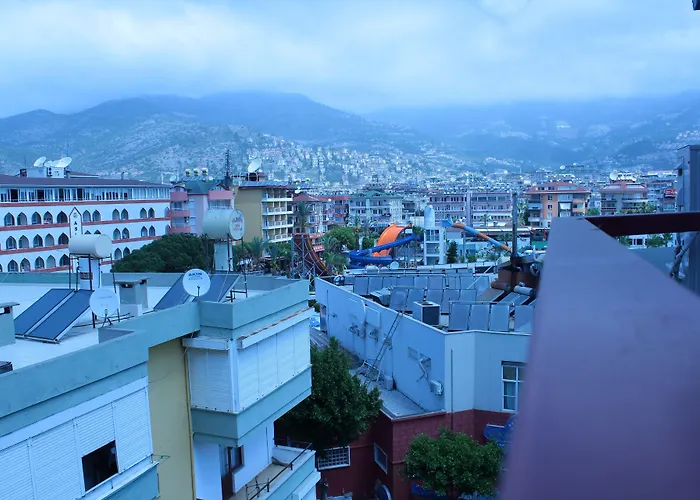 Mola Hotel 3*